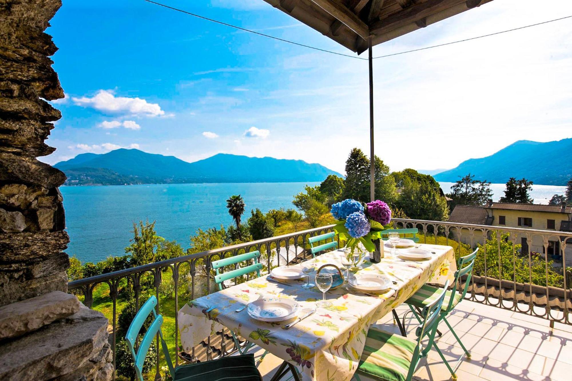 Casa Bougainville Cannobio Buitenkant foto