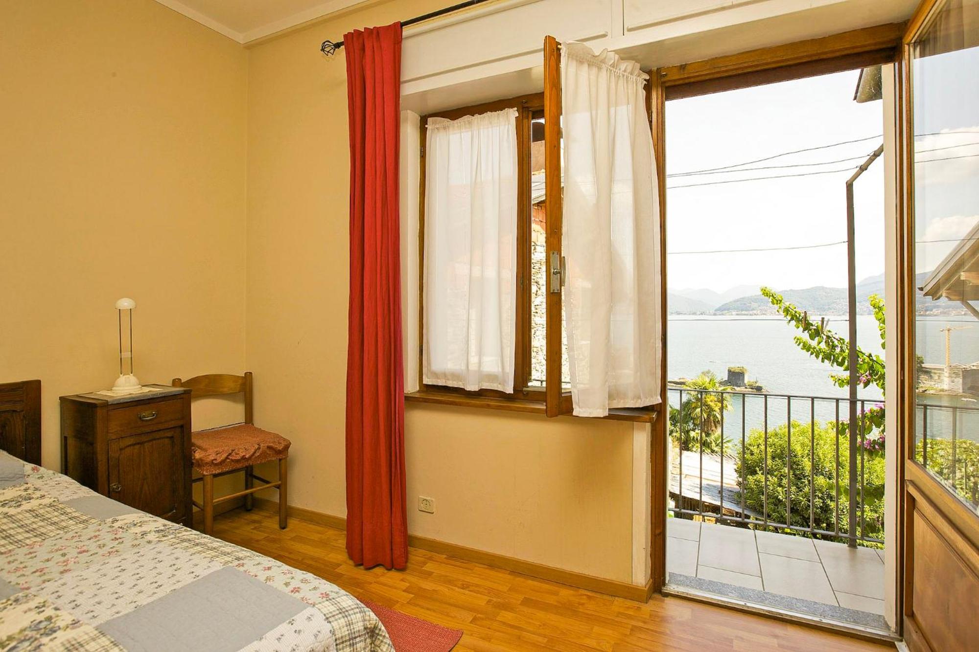 Casa Bougainville Cannobio Buitenkant foto