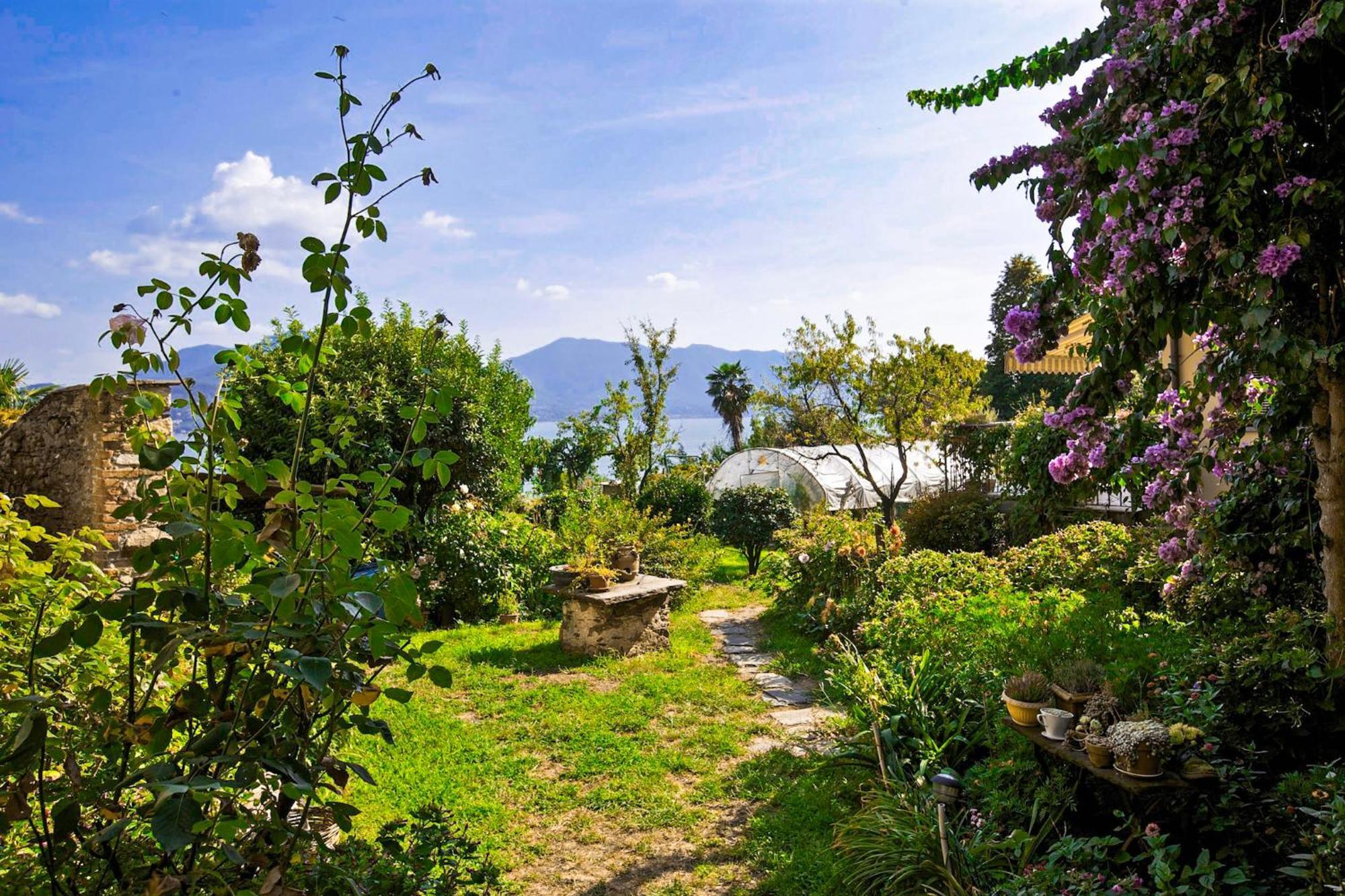 Casa Bougainville Cannobio Buitenkant foto